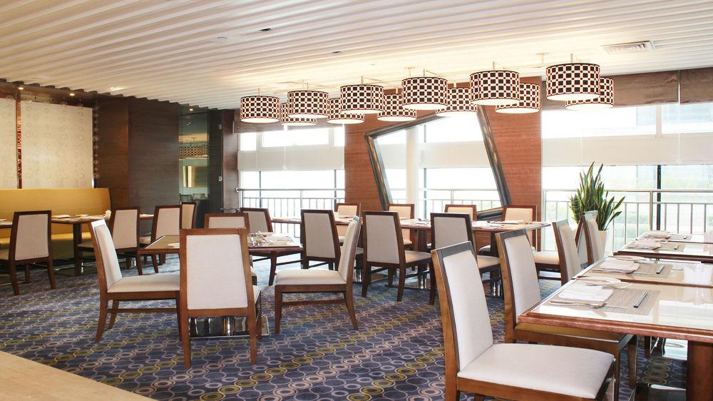 Holiday Inn Shijiazhuang Central By Ihg מראה חיצוני תמונה