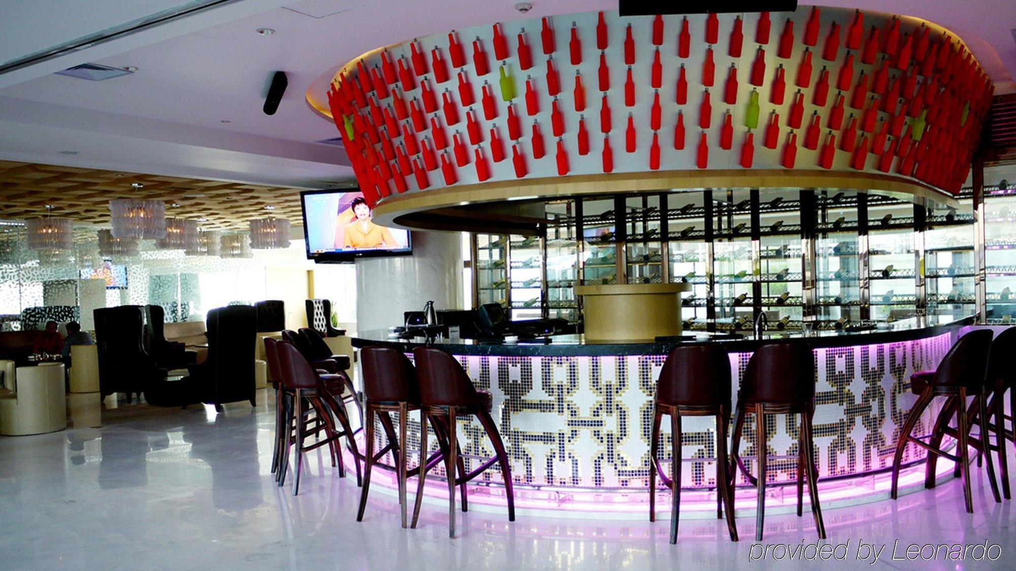 Holiday Inn Shijiazhuang Central By Ihg מראה חיצוני תמונה